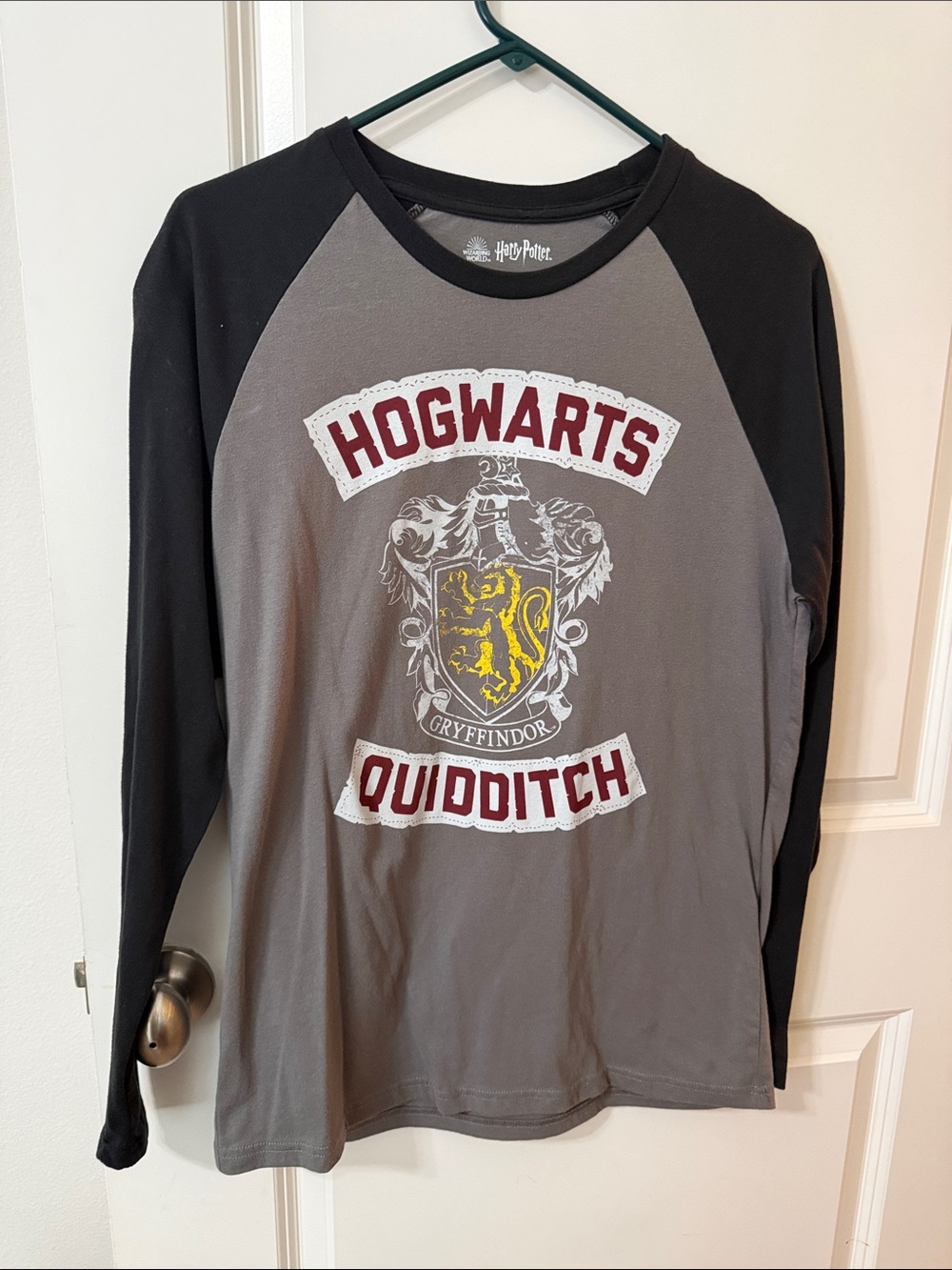Harry Potter Gryffindor Quidditch Raglan Long-Sleeve Tee - Grey/Black